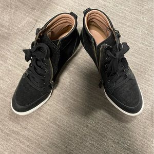 Linea Paolo lace up platform shoes